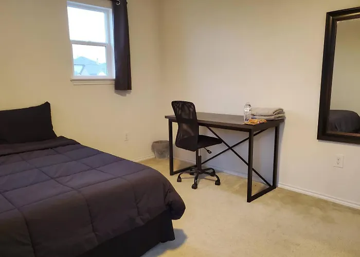 Private Room #2 Near Mckinney Falls & Airport