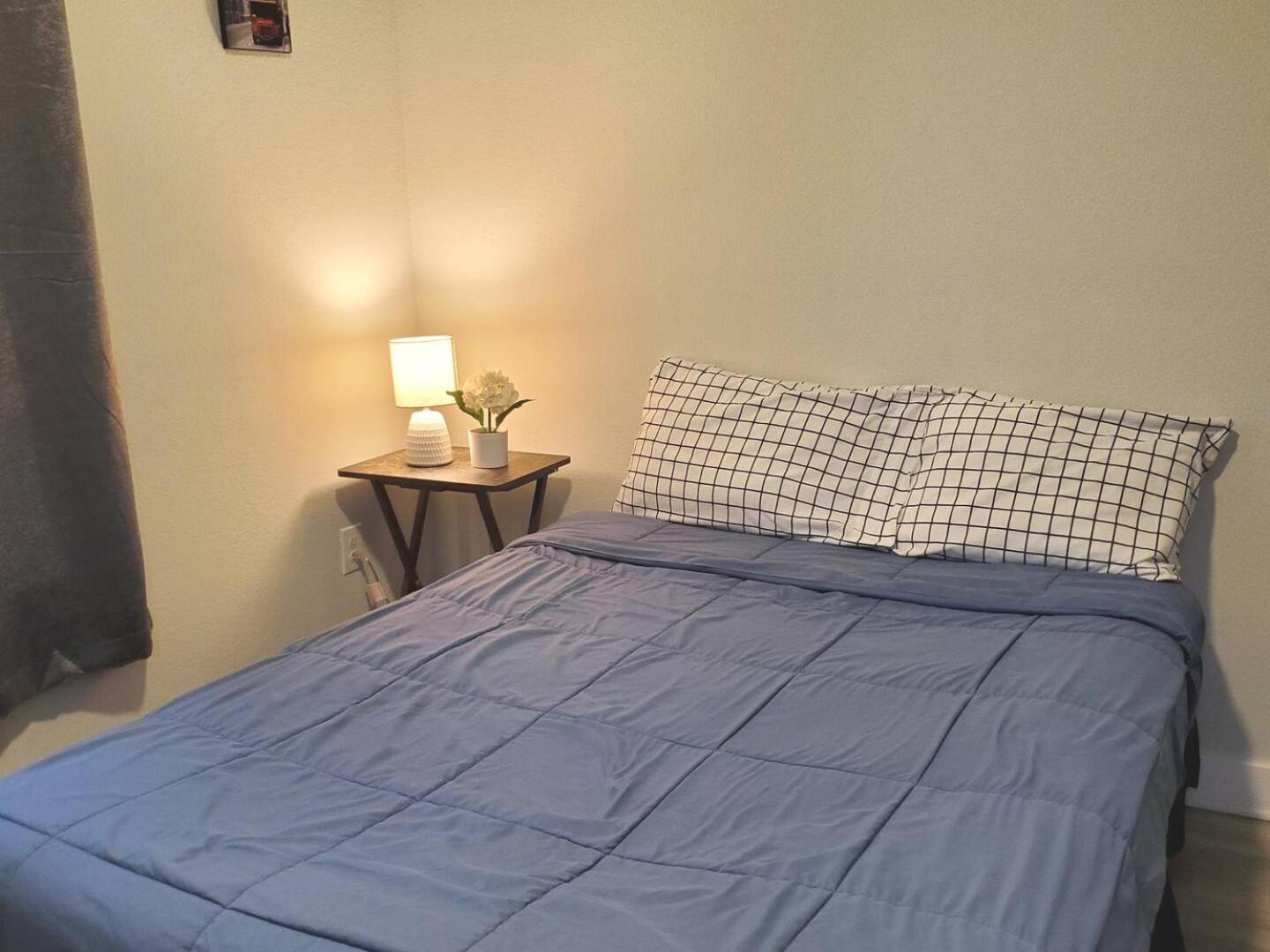Private #2 Near Mckinney Falls & Airport Holiday home *